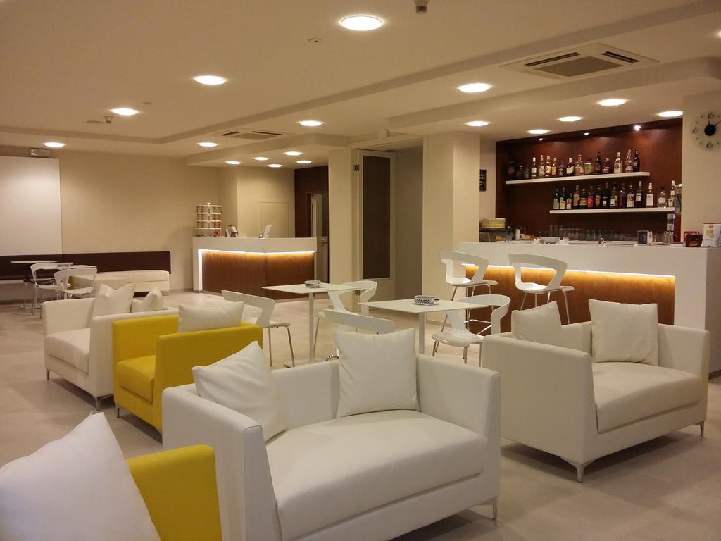 Hotel Condor มิลาโน แมริตทิมา ภายนอก รูปภาพ