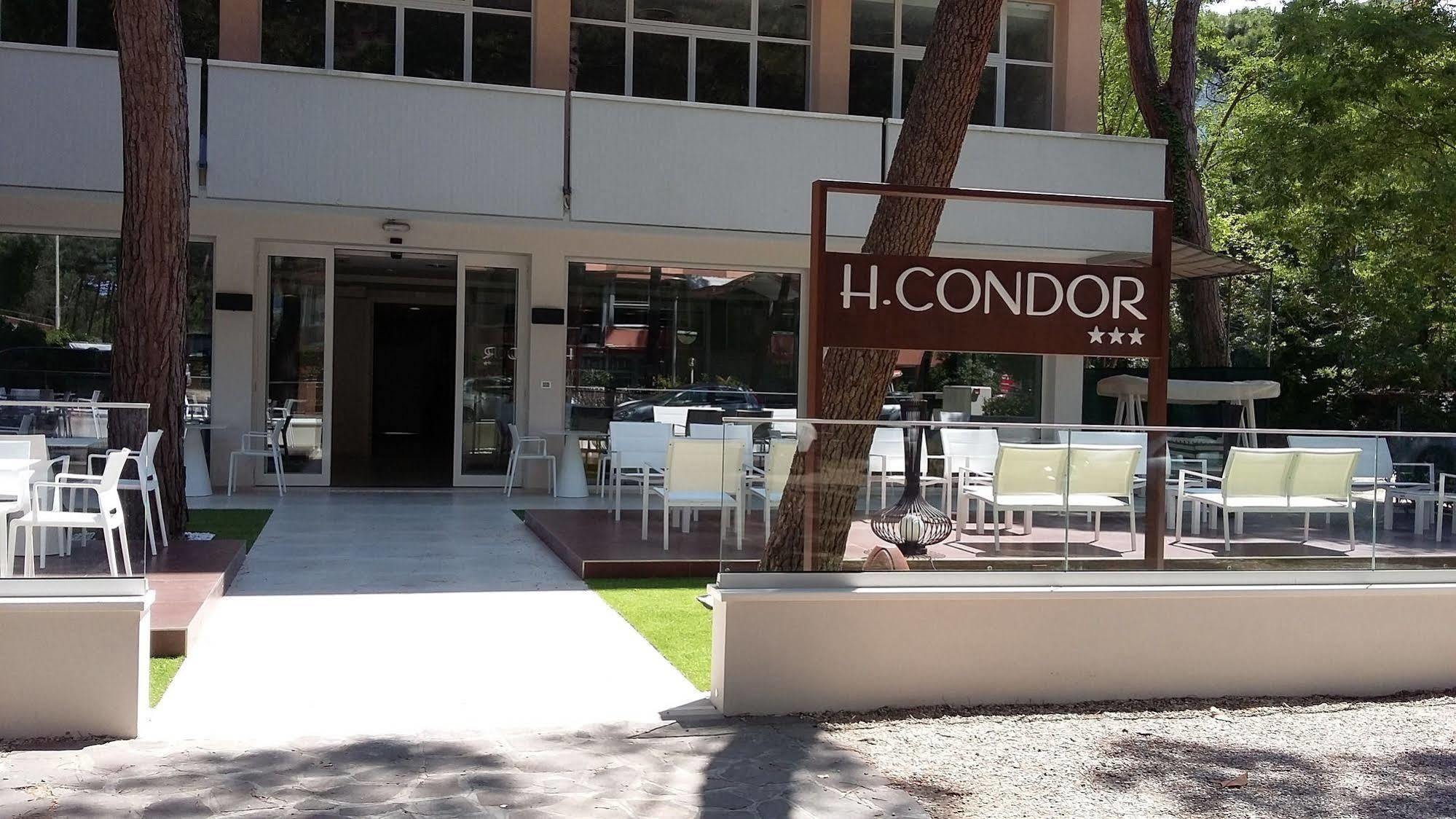 Hotel Condor มิลาโน แมริตทิมา ภายนอก รูปภาพ